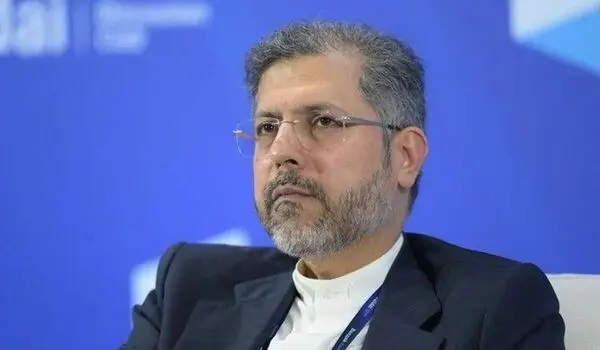 خطیب زاده : آشفتگی در نظام تصمیم‌گیری آمریکا به حداکثر خود رسیده است