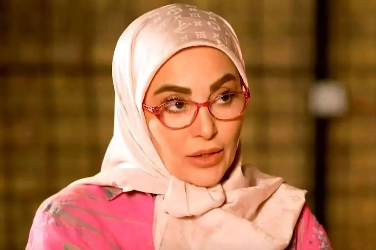 ژیلا صادقی مجری خط قرمز: ۴ خانم از همکارانم باعث شدند همسرم به من خیانت کند
