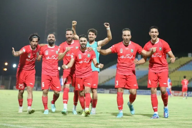 بازار نقل و انتقالات در سکوت داغ است