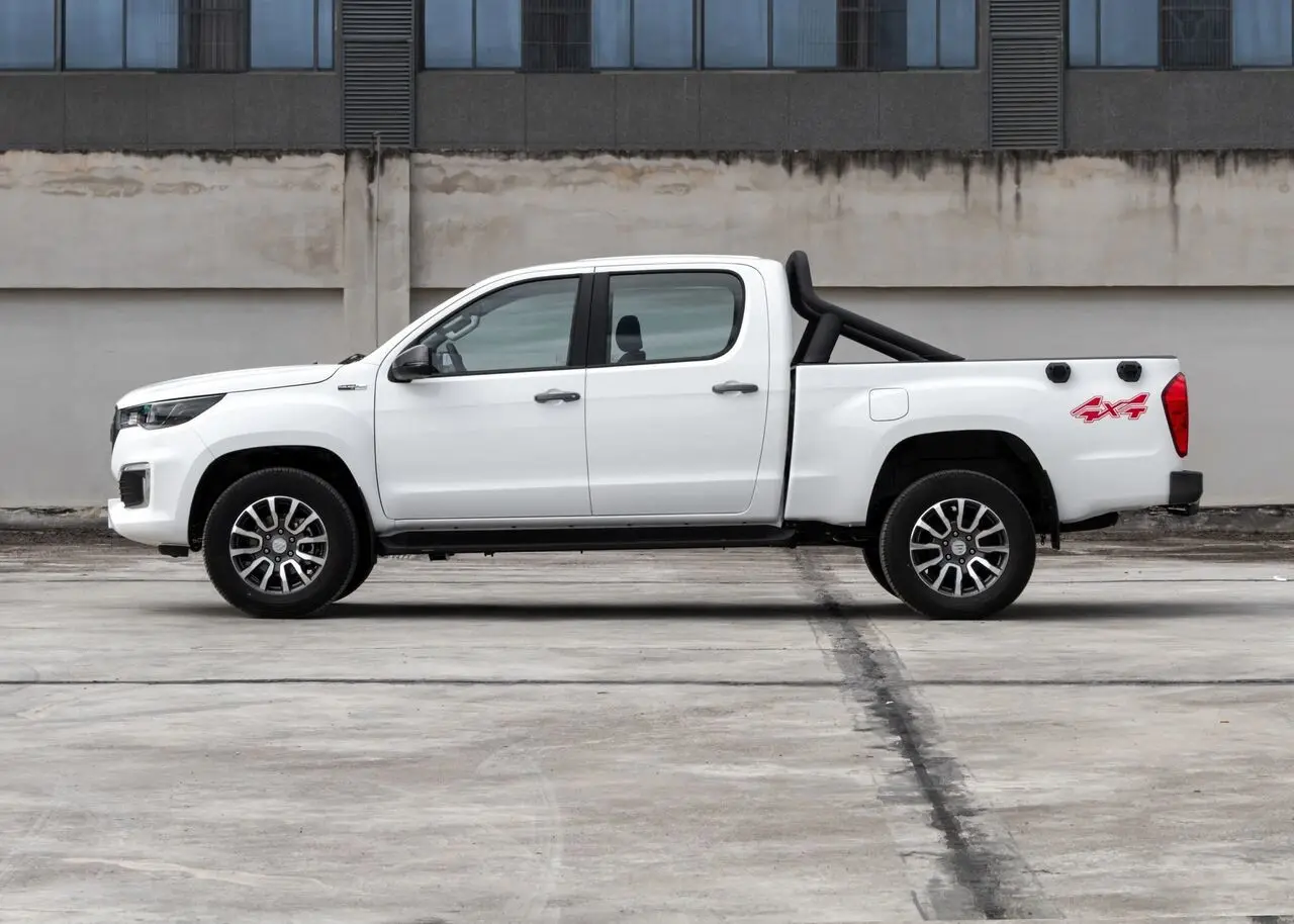 سایپا دست به کار شد | «ساینا وانت» در راه است