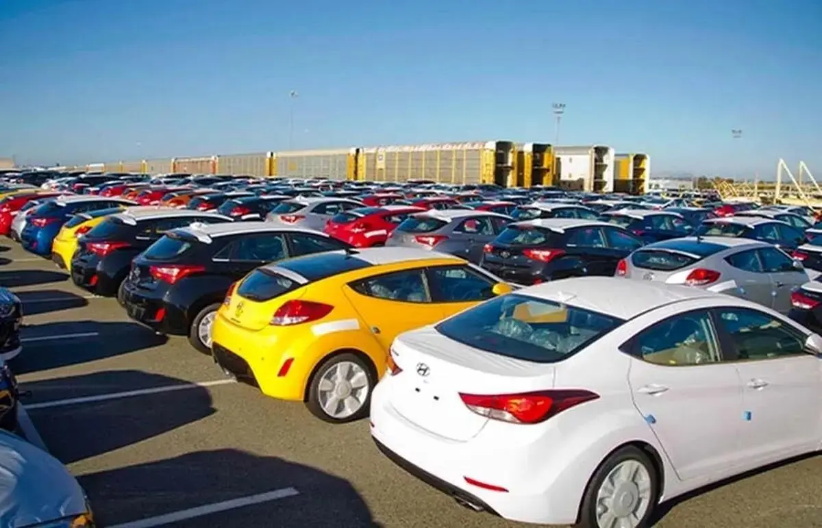 تعرفه ۱۰۰ درصدی برای خودروهای واردتی منتفی شد
