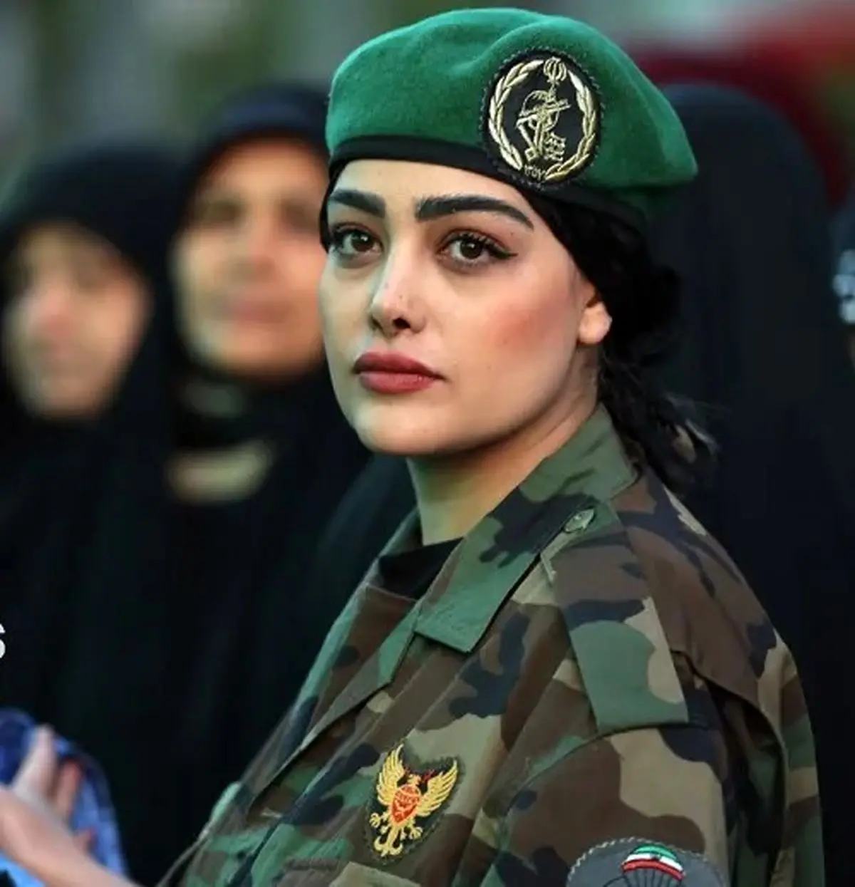 پوشش‌های متفاوت در راهپیمایی دختران «جان‌فدای ایران» + تصاویر