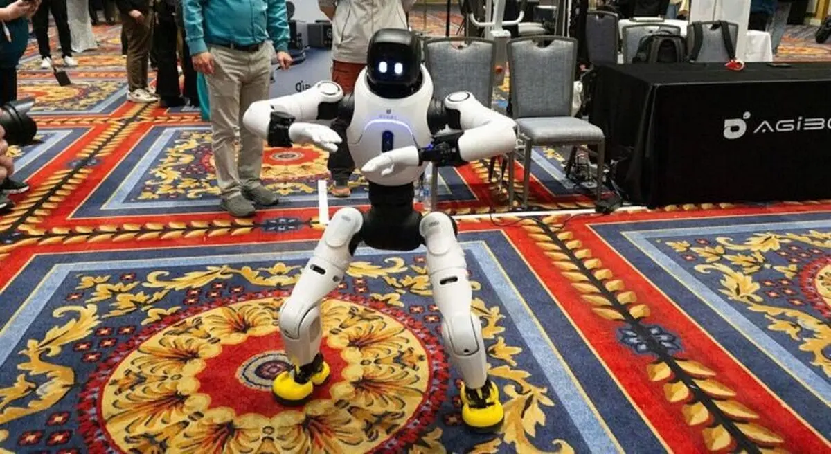 ربات‌های Agibot می‌رقصند و مسیریابی می‌کنند!
