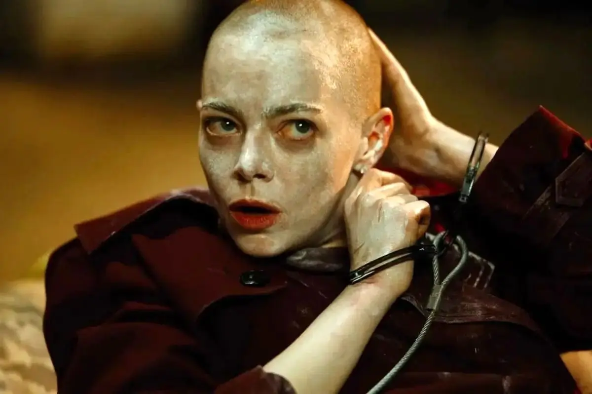 نقد فیلم Bugonia (بوگونیا) به کارگردانی یورگوس لانتیموس
