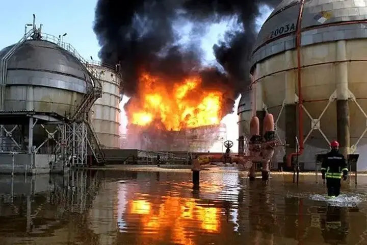 نشت مواد سمی در خوزستان درپی حمله هوایی صحت دارد؟