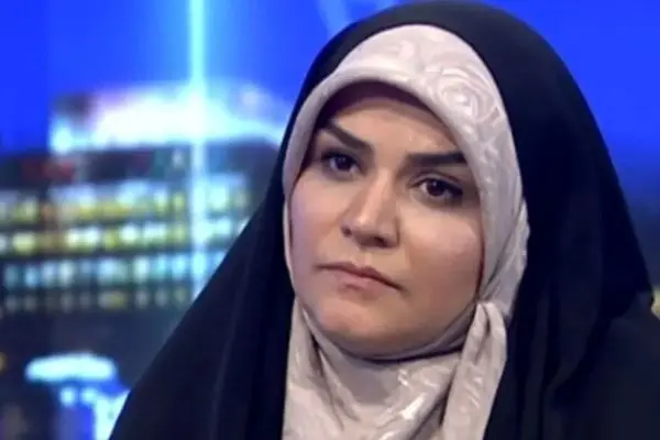 سحر امامی و همسرش در کنار ساختمان شیشه‌ای صداوسیما + عکس