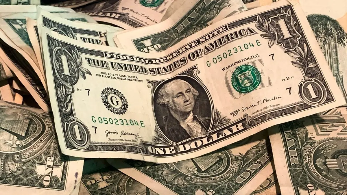 پیش بینی قیمت دلار فردا یکشنبه ۱۱ آذر ۱۴۰۳