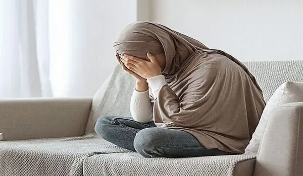 مچ شوهرم را با زن متاهل گرفتم | با دیدن جمله «سلام عشقم!» ور یگوشی همسرم میخکوب شدم