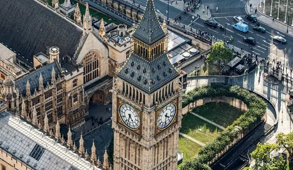 سقوط بریتانیا و آمریکا به پایین‌ترین رتبه‌های خود در شاخص جهانی فساد