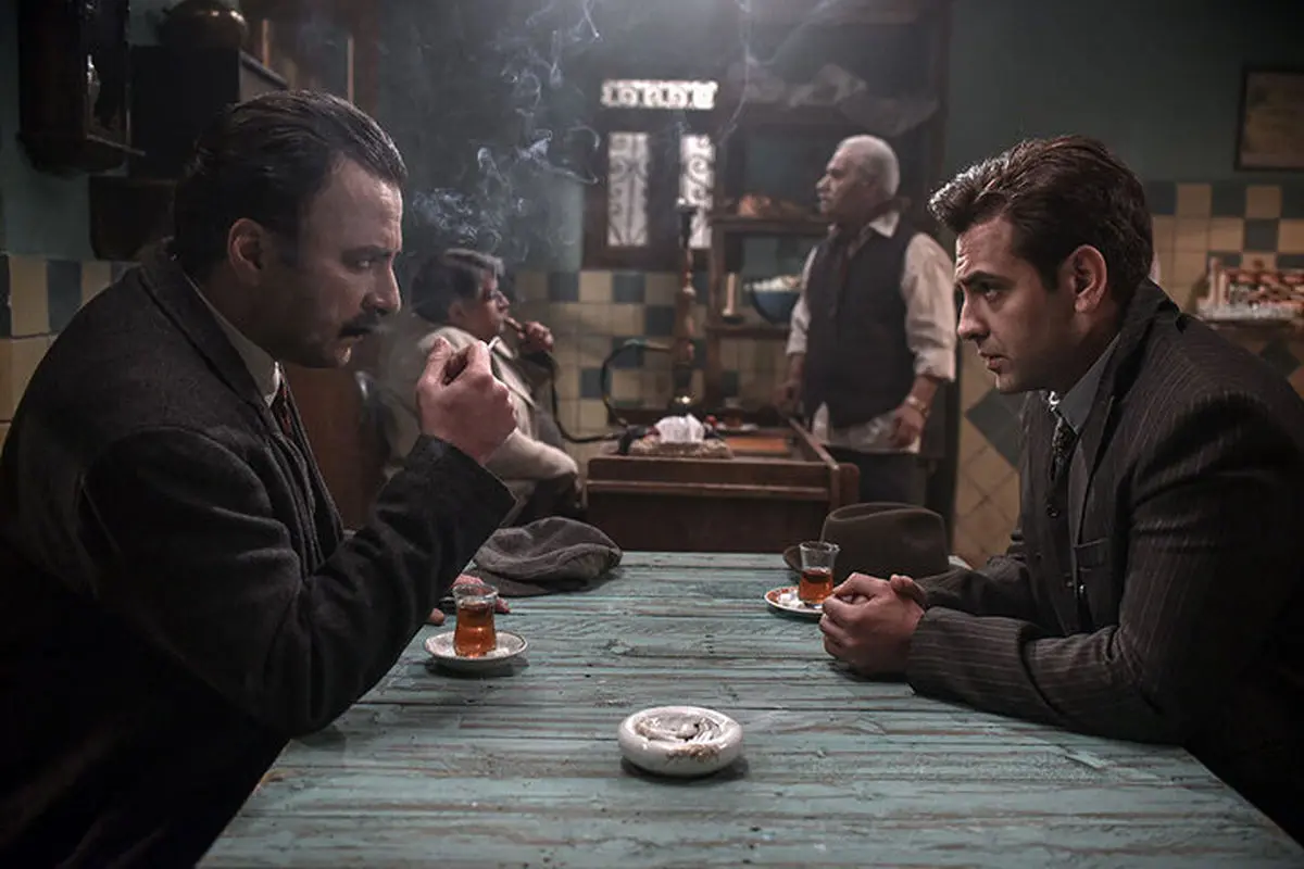 مروری بر «بهشت تبهکاران» | روایتی از توطئه‌های دشمن در نهضت ملی شدن نفت