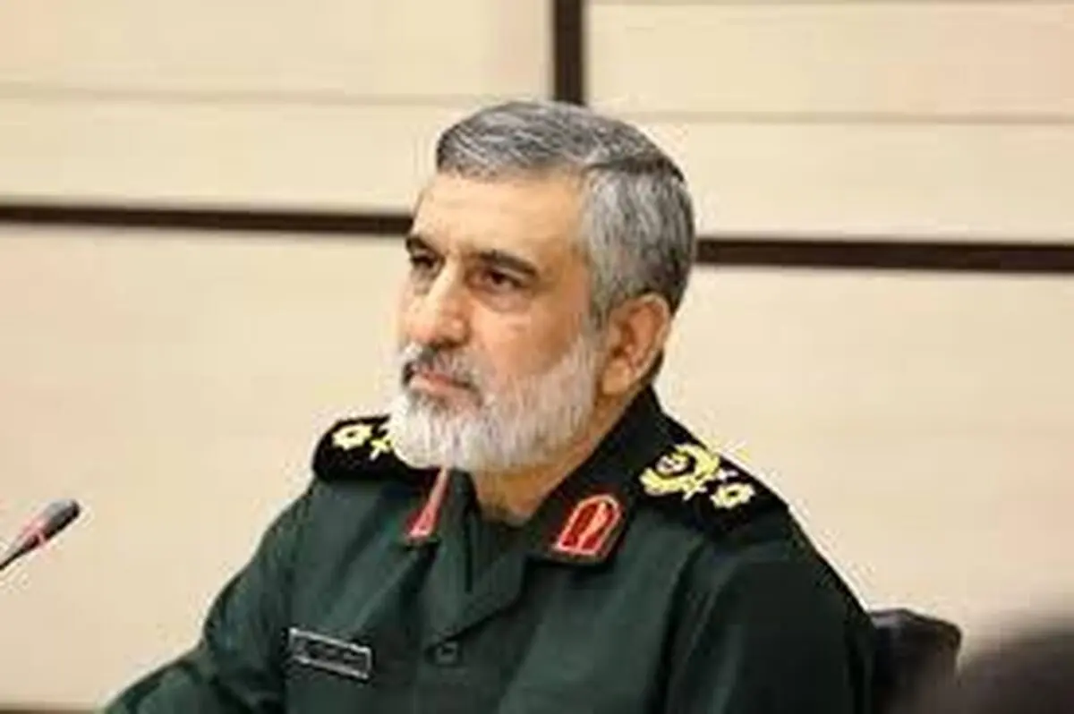 متن وصیت‌نامه شهید امیرعلی حاجی زاده: از ورود افراد لیبرال، غرب گرا و‌ نوکیسه به مجلس و ریاست جمهوری جلوگیری شود
