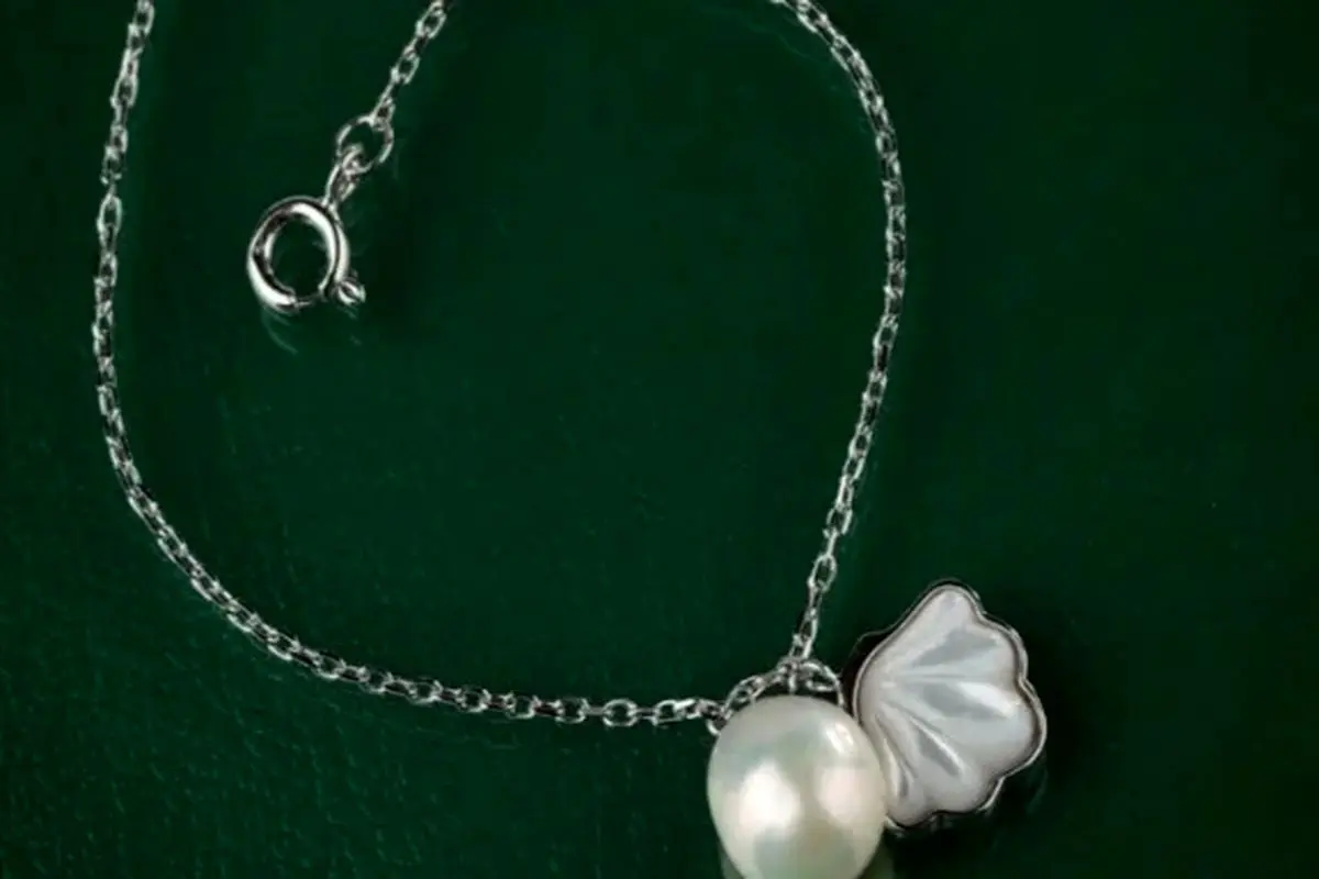 بهترین کادو تولد برای دختر ۲۳ ساله؛ از هدیه‌های احساسی تا انتخاب‌های لوکس
