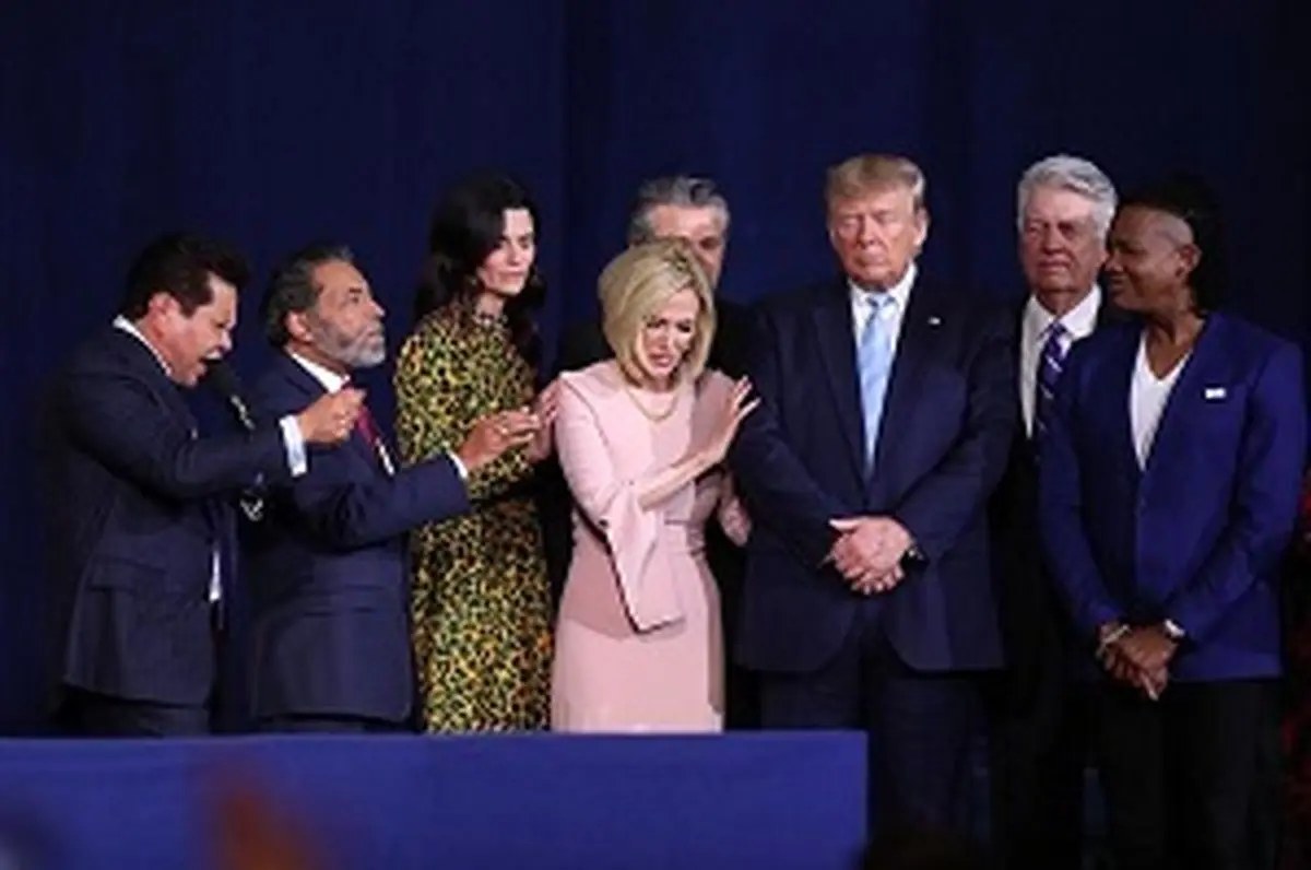 اونجلیستها در آرزوی جنگ گستردهتر آمریکا با ایران؛ آنها معتقدند این درگیری نشانه نزدیکی به آخرالزمان و بازگشت حضرت عیسی است