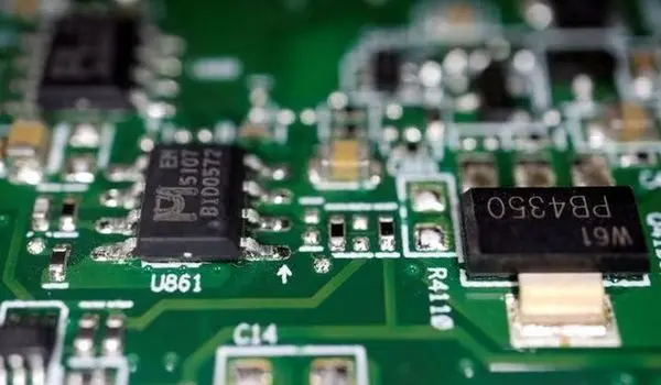 کره جنوبی نگران اختلال در تامین مواد تراشه از خاورمیانه شد