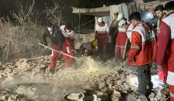 سه کودک و دو مادر در میان ۱۱ شهید حمله موشکی محلات