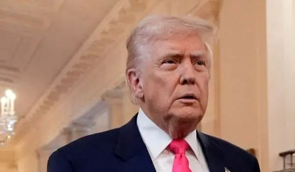 ترامپ حمله ایران به پایگاه العدید را فراموش کرد! + ویدیو