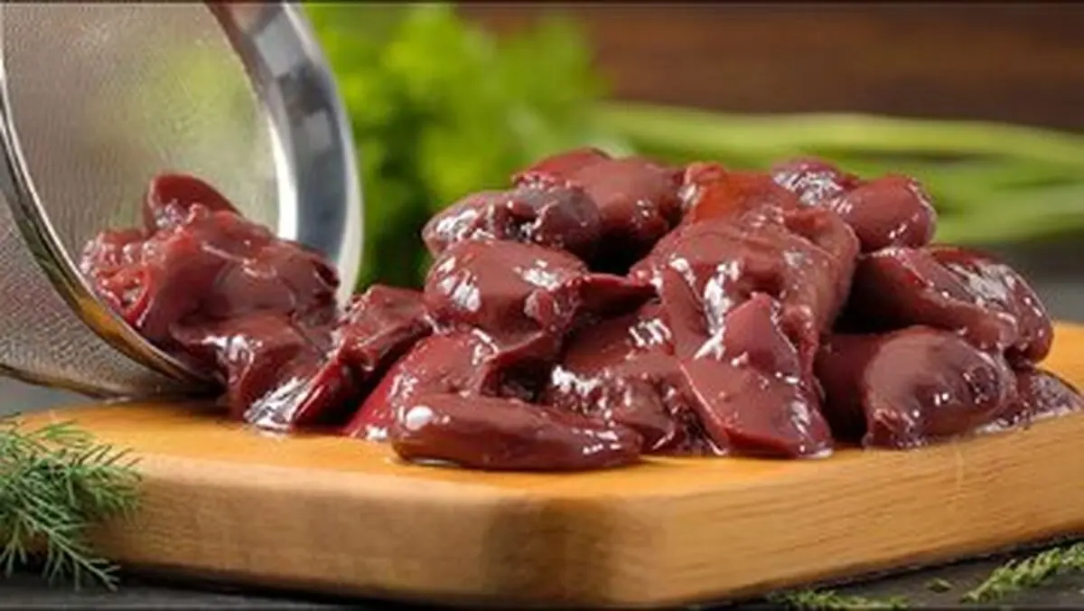 مصرف جگر مرغ برای سالمندان مفید است یا مضر؟ | پاسخ یک متخصص