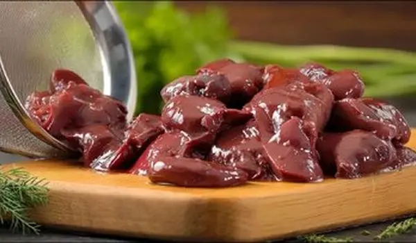 مصرف جگر مرغ برای سالمندان مفید است یا مضر؟ | پاسخ یک متخصص