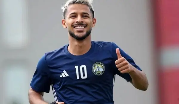 مهدی قائدی نقشه ایران را تتو کرد + عکس