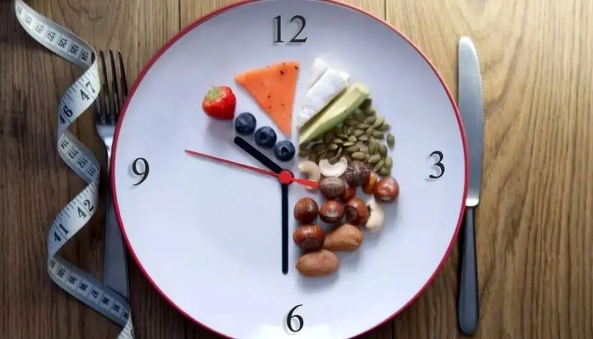 آیا گرسنگی طولانی‌مدت می‌تواند به کاهش وزن مؤثرتر کمک کند؟
