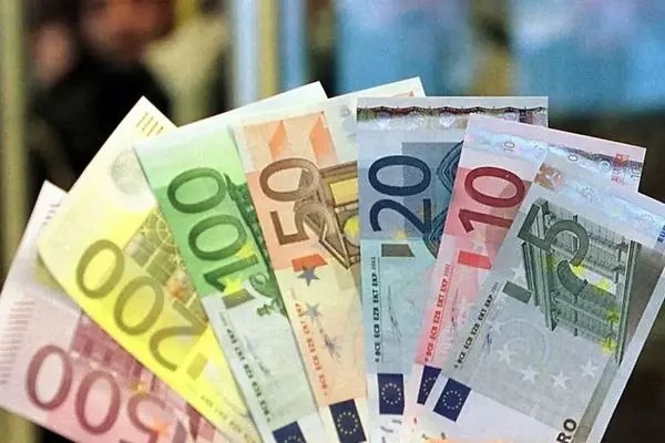 بروزترین  قیمت یورو به ریال در بازار امروز جمعه ۱۹ اردیبهشت ۱۴۰۴ + جدول