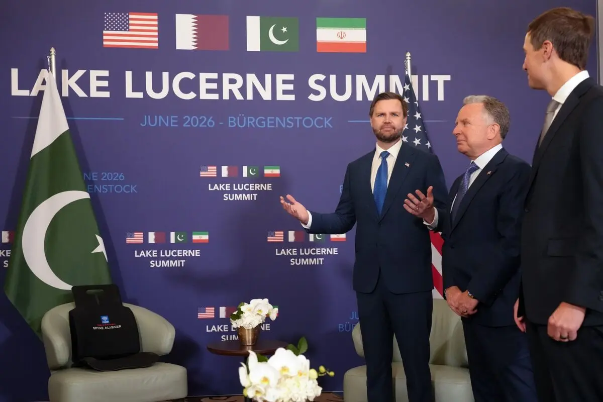 توافق ترامپ با ایران زیر تیغ انتقاد جمهوری‌خواهان و دموکرات‌ها؛ ونس از پیشرفت مذاکرات در سوئیس دفاع کرد