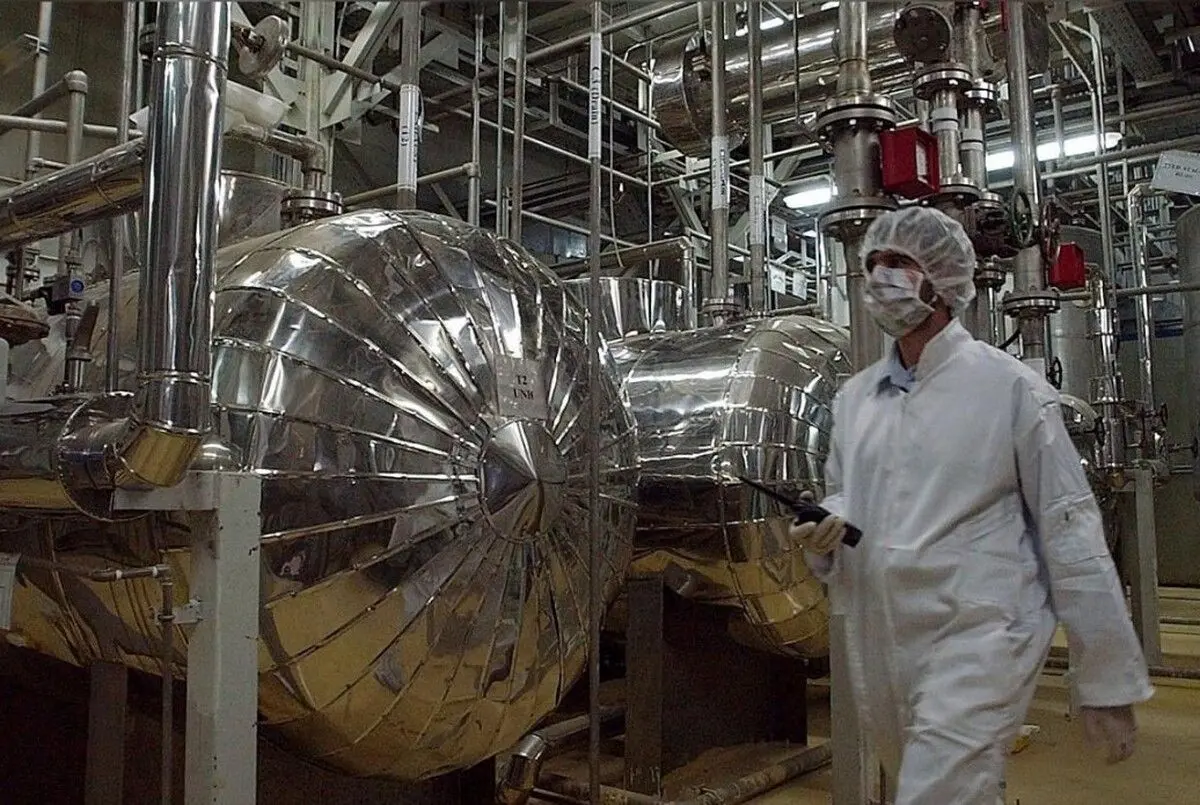 خبر فوری؛ ایران ذخایر اورانیوم را به خارج ارسال می‌کند؟!