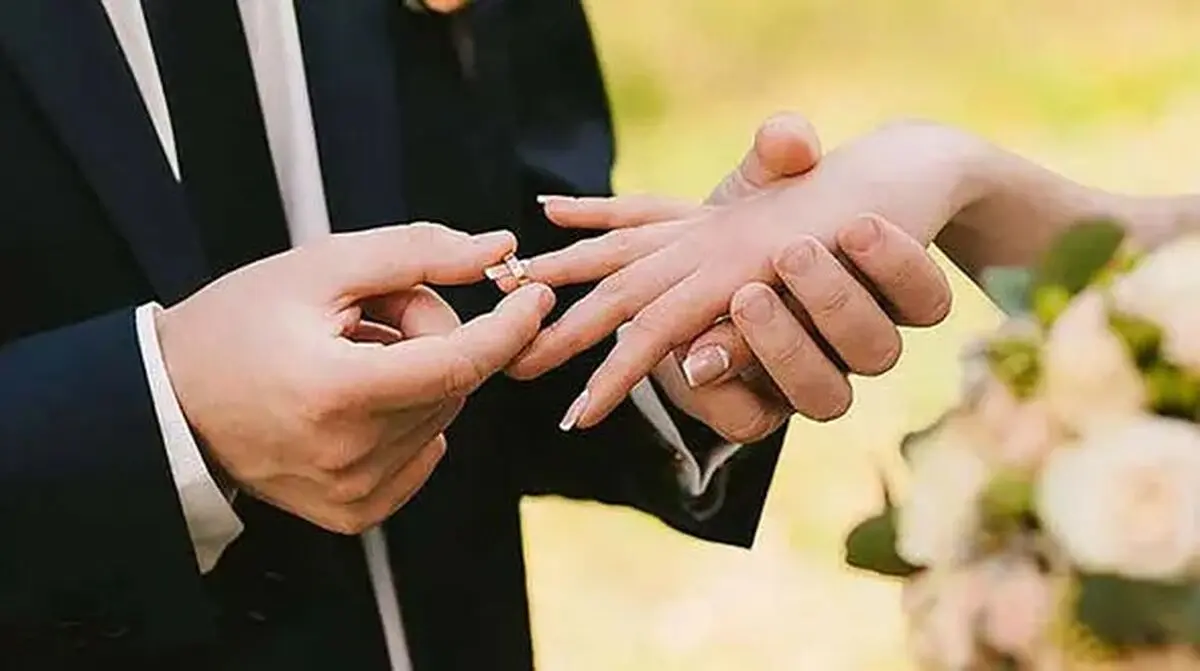 دوست صمیمی داماد در شب عروسی دل‌باخته عروس شد | از شب عروسی می‌خواستم او همسر من باشد