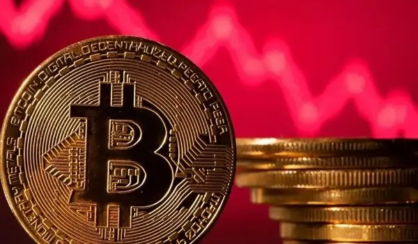 قیمت بیت کوین، اتریوم و سایر ارز‌های دیجیتال امروز جمعه ۵ تیر ۱۴۰۵ + جدول