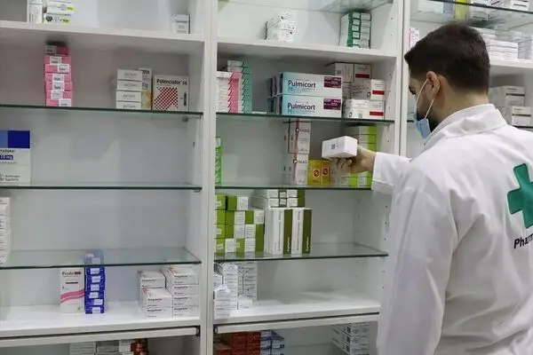 زنجیره دارو در آستانه گسست؛ بحران در پشت قفسه‌های داروخانه