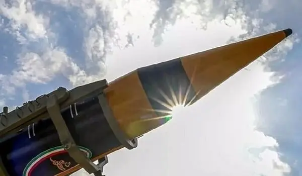 شلیک ۳ موشک «خرمشهر ۴»، معادل ۲۴۰ موشک به پایگاه‌های آمریکا | جهنم واقعی آمریکا ساخته شد