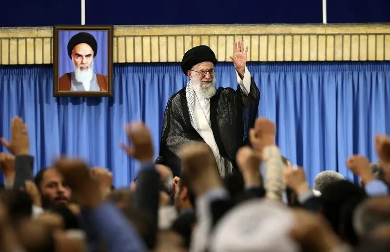 اساتید دانشگاه با رهبر انقلاب اسلامی دیدار کردند