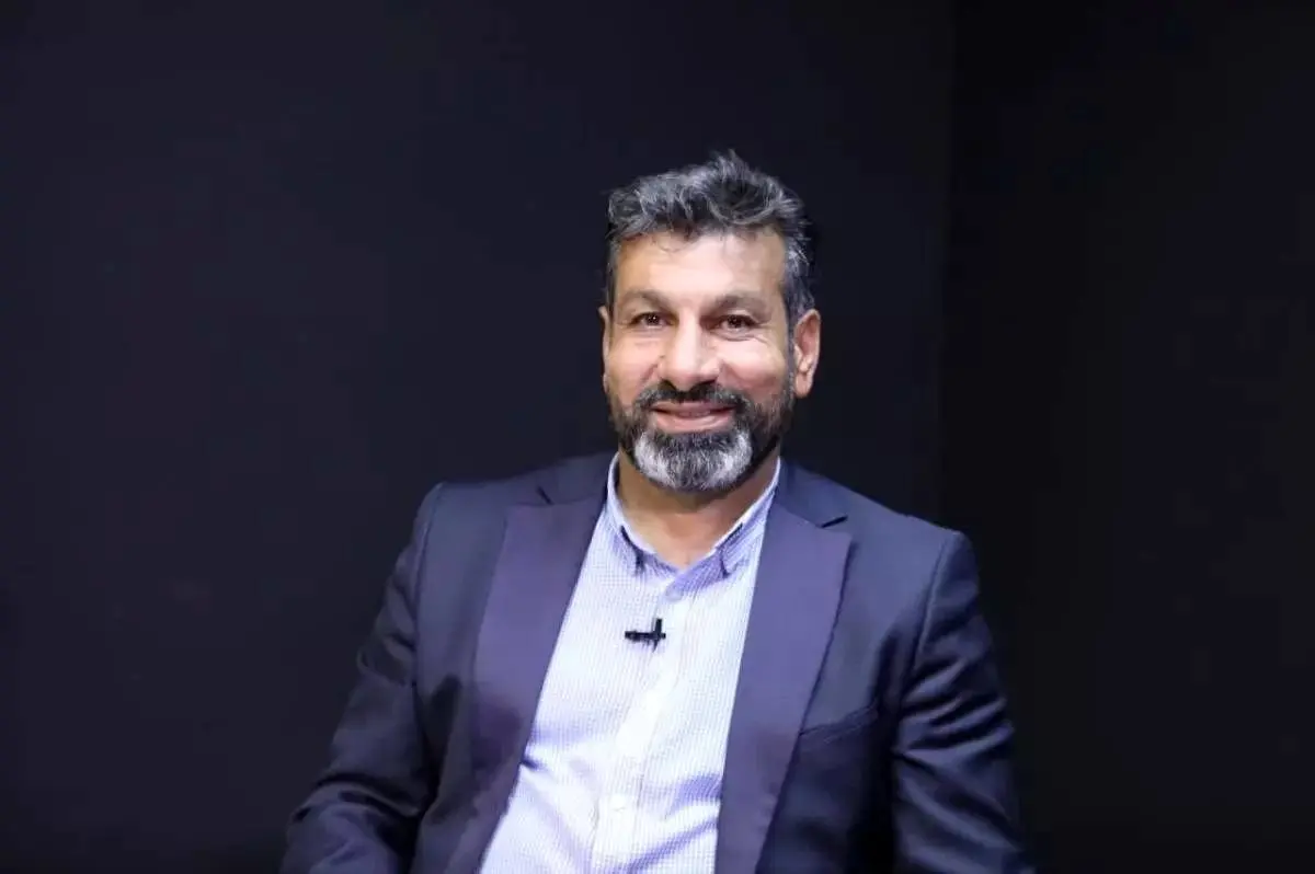 من خانه اسرار استقلال هستم | به علیرضا دبیر گفتم تا جوان هستی، بیا و استقلالی بشو! | به مدیر پرسپولیس در تلویزیون فرصت حرف زدن ندادند