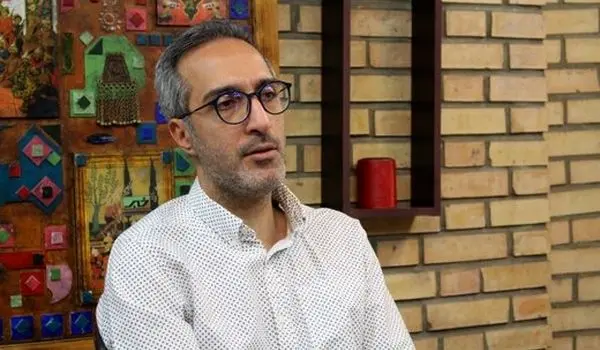 امیرمهدی ژوله: تصویر آن سرباز دست‌وپاداده خیره به روبه‌رو، از جلوی چشمم نمی‌رود