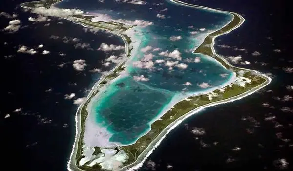 ترامپ حمایت خود از توافق جزایر چاگوس را پس گرفت: دلیل، مخالفت بریتانیا با استفاده نظامی از «دیه‌گو گارسیا» برای حمله به ایران