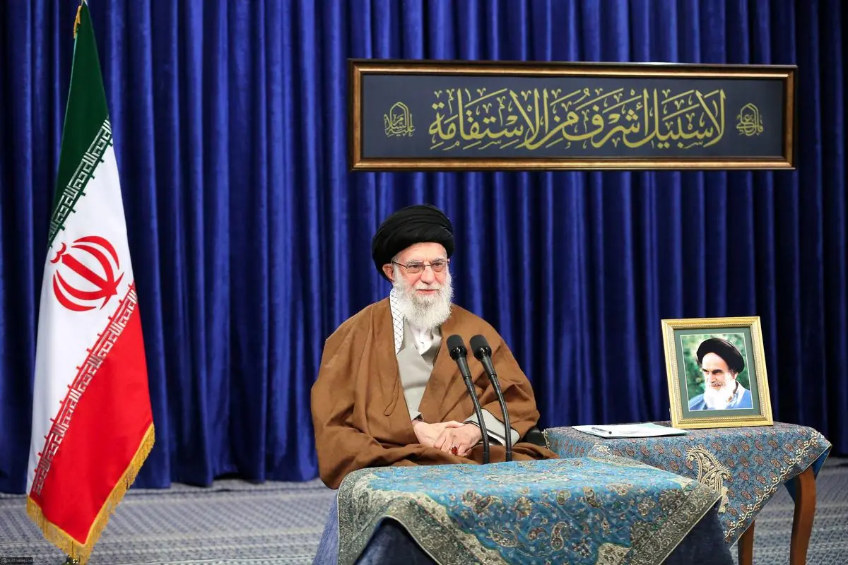 مبارزه با فساد بدون ملاحظه و تعدی و فقط بر مدار حق، عدل و قانون