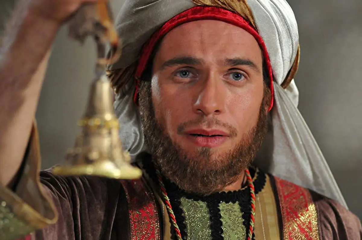 پاسخ تهیه کننده رستاخیز به ماجرای اکران آنلاین