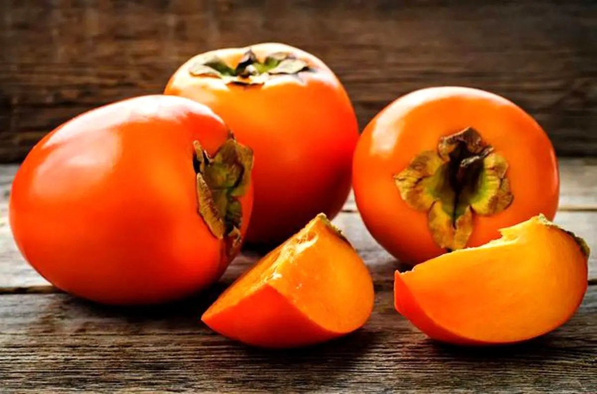 خواص جادویی خرمالو برای بدن