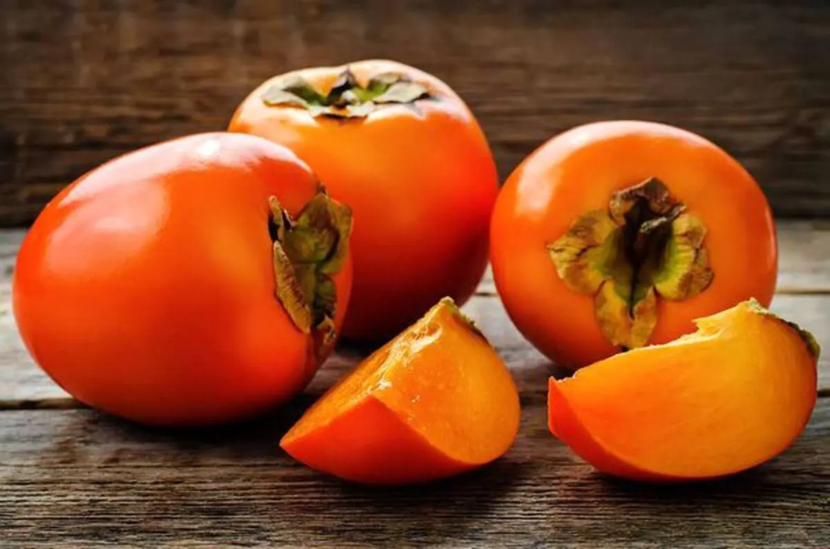 خواص جادویی خرمالو برای بدن