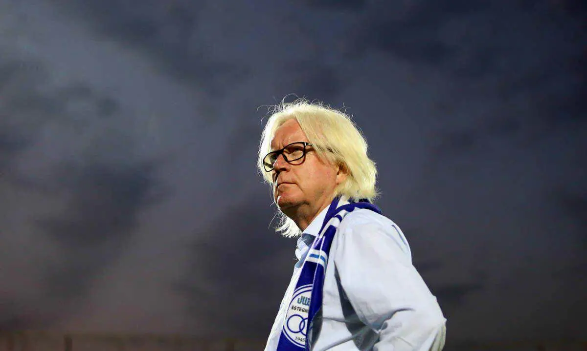 شفر رضایت داد، پنجره باز می‌شود