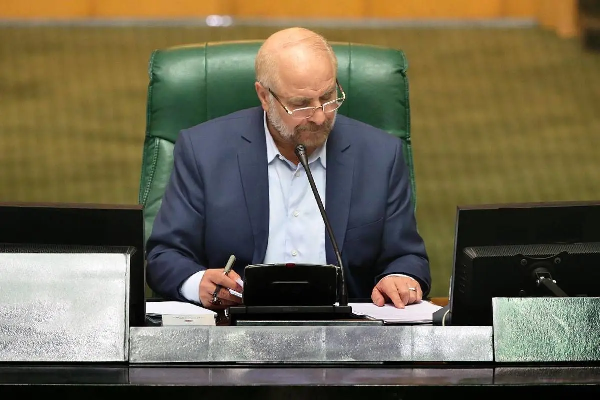 برای اصلاح ساختار بودجه به دنبال عدم وابستگی به نفت باشیم