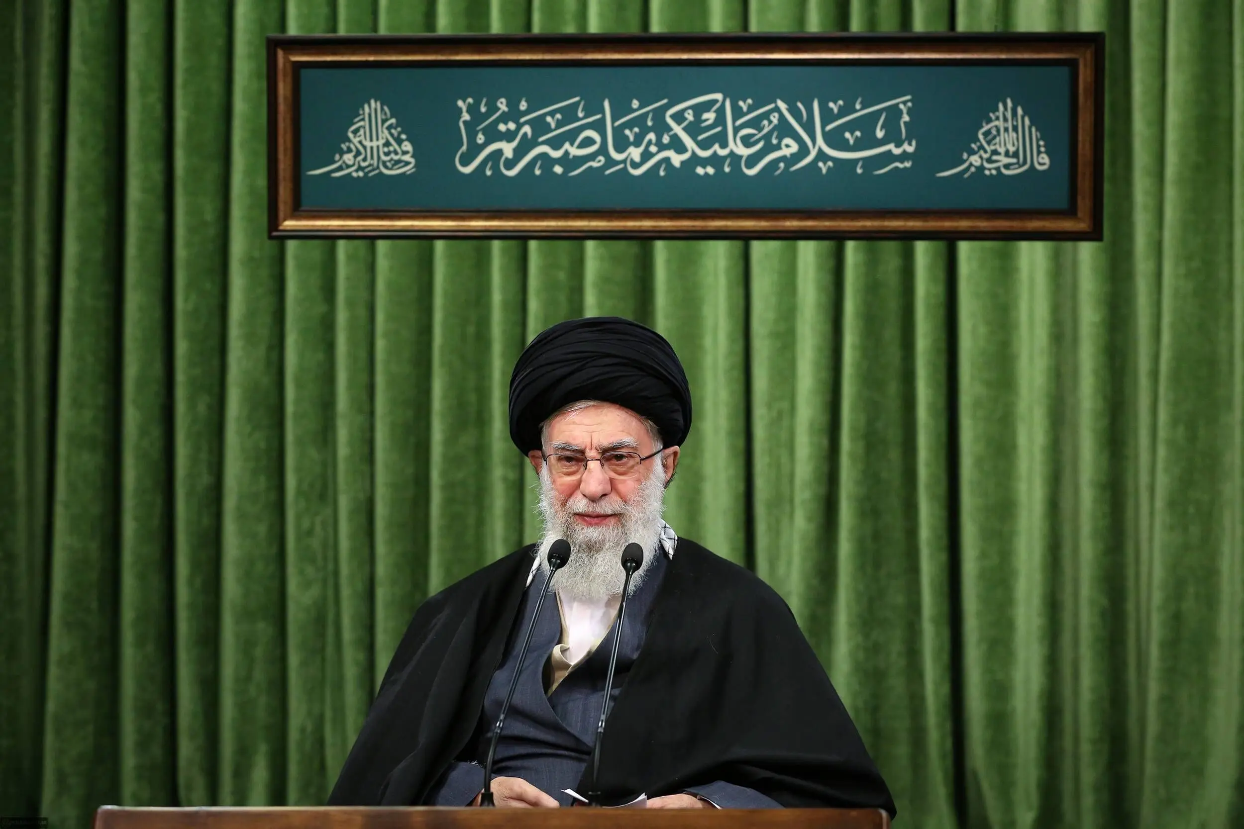سخنرانی رهبر انقلاب در سالروز قیام ۲۹ بهمن مردم تبریز