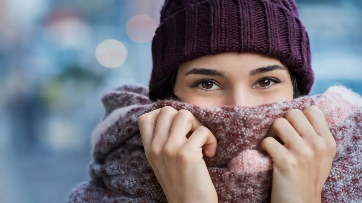 ۷ دلیل عمده پزشکی برای احساس سرما