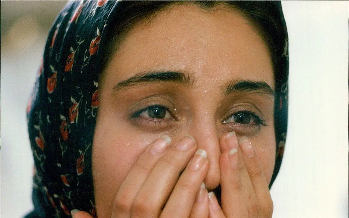 موسیقی متن فیلم خاطره انگیز «دست های آلوده» + ویدیو