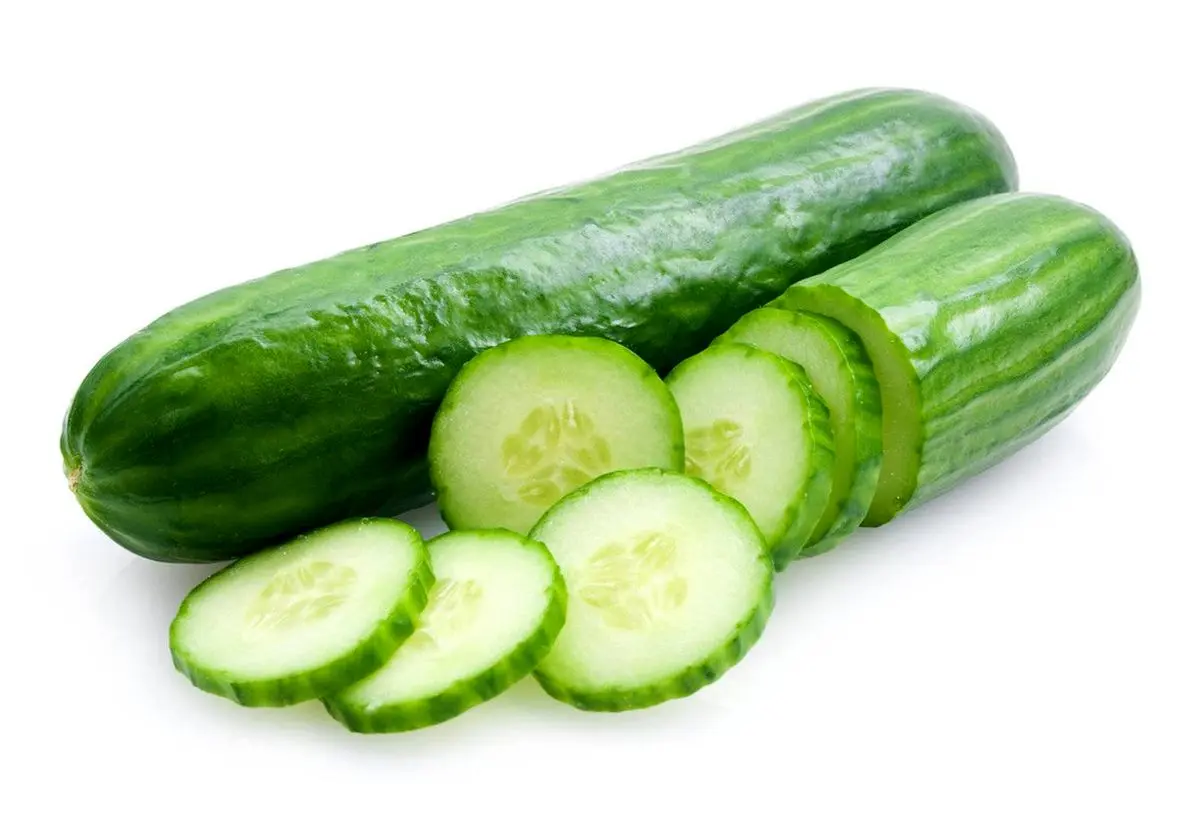 برش خیار به سبکی خاص