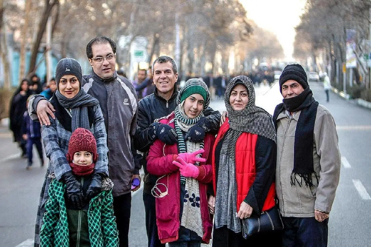 خانواده ایرانی کوچک شد