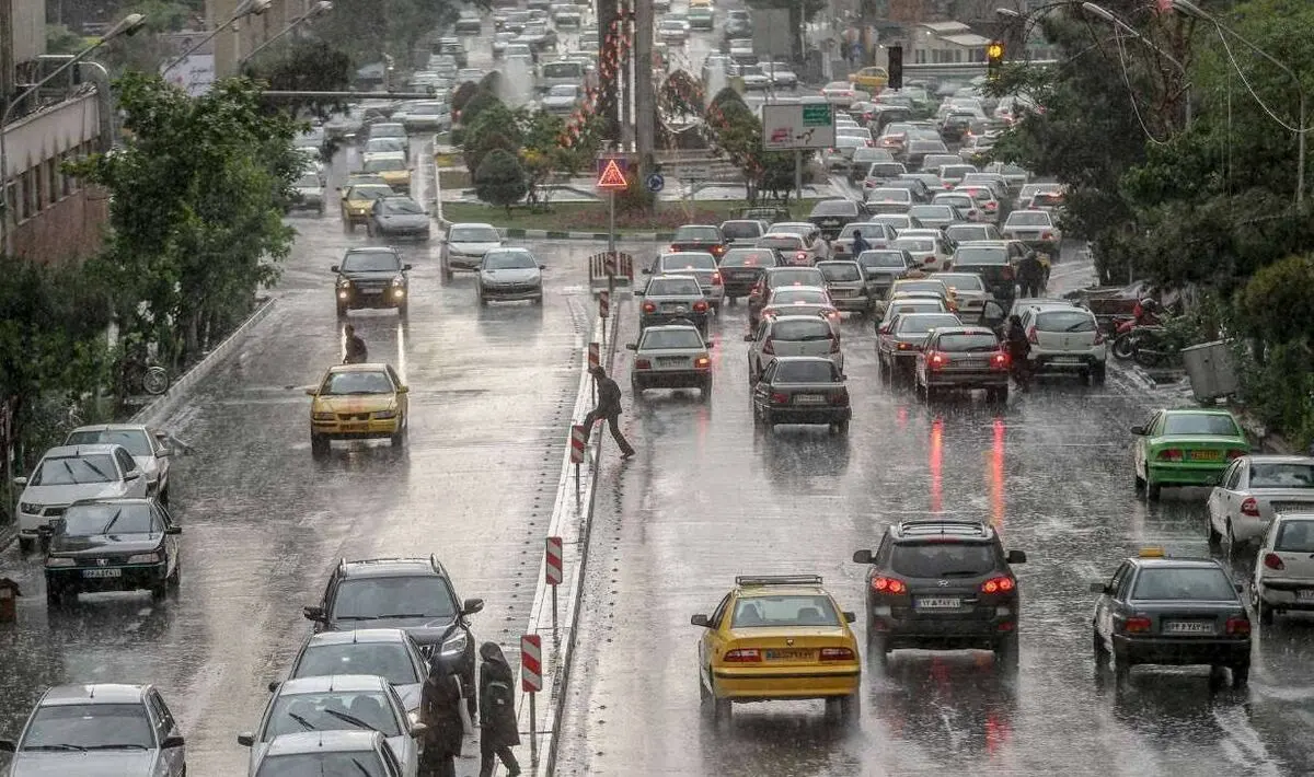 بارش باران، ترافیک تهران را 10 درصد افزایش داد