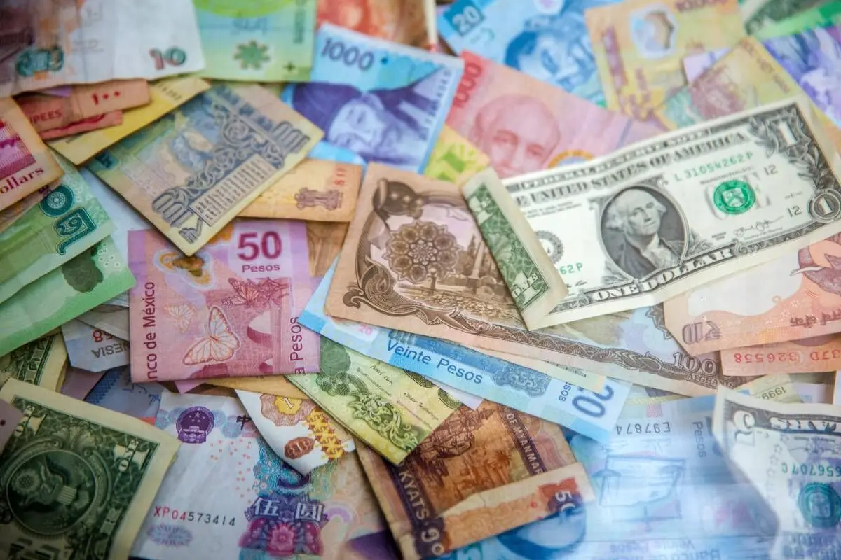 نرخ رسمی ۴۶ ارز در هشتم دی ۱۴۰۰