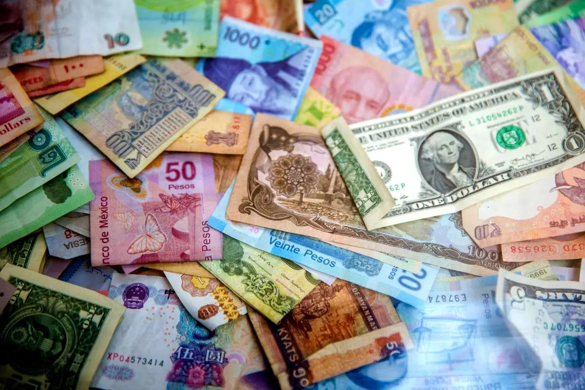 نرخ رسمی ۴۶ ارز در ۲۸ آذر ۱۴۰۰
