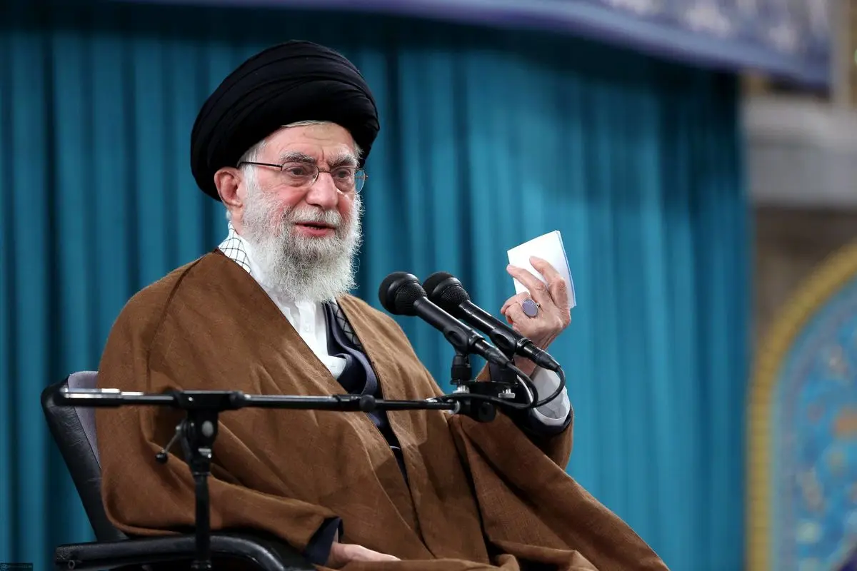 دیدار مداحان اهل‌بیت علیهم‌السلام با رهبر انقلاب